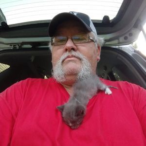 Meet your Posher, Ray